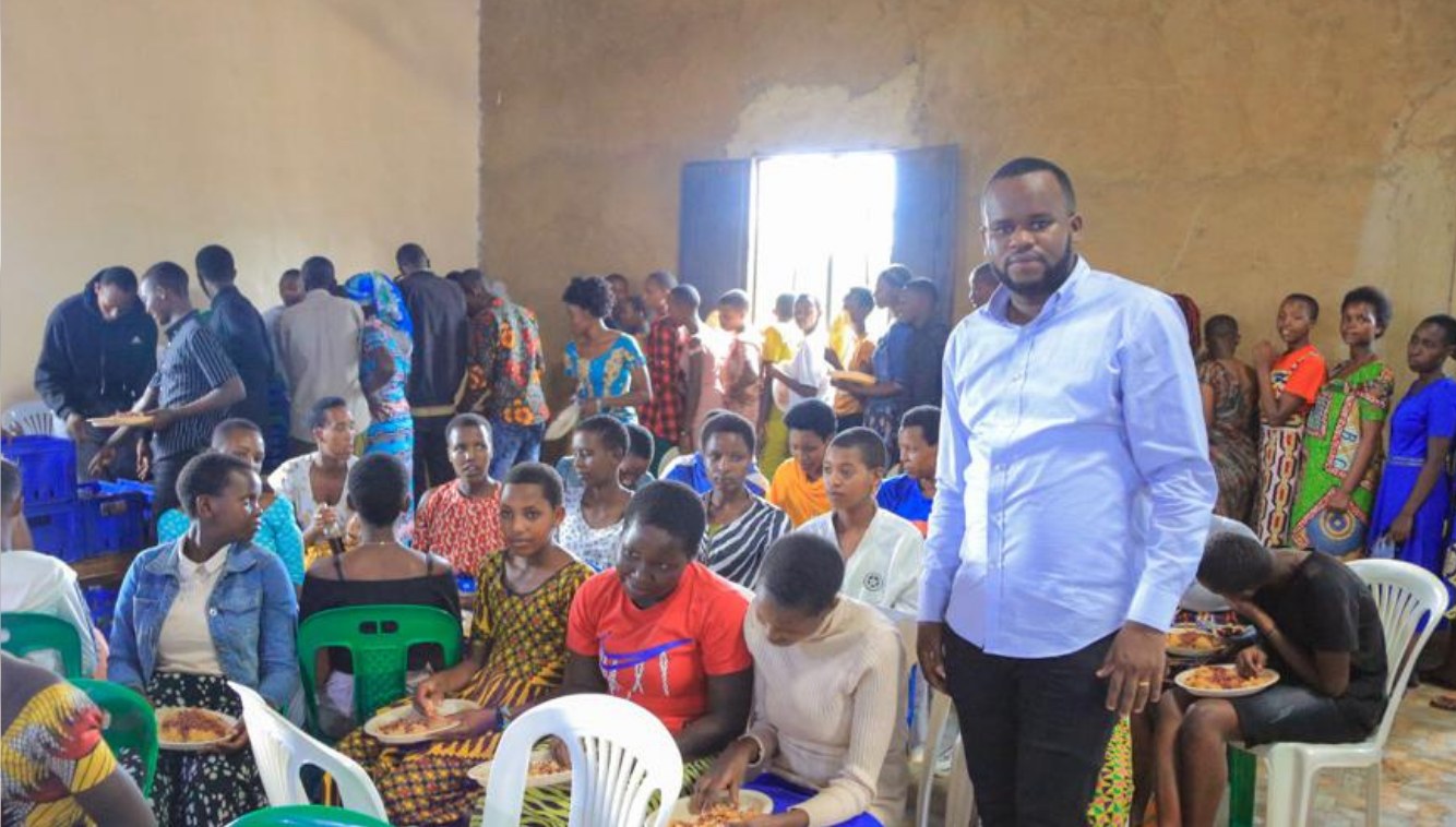 Young people gathered together at a Hope Ineza Foundation training session in a Ugandan refugee settlement
